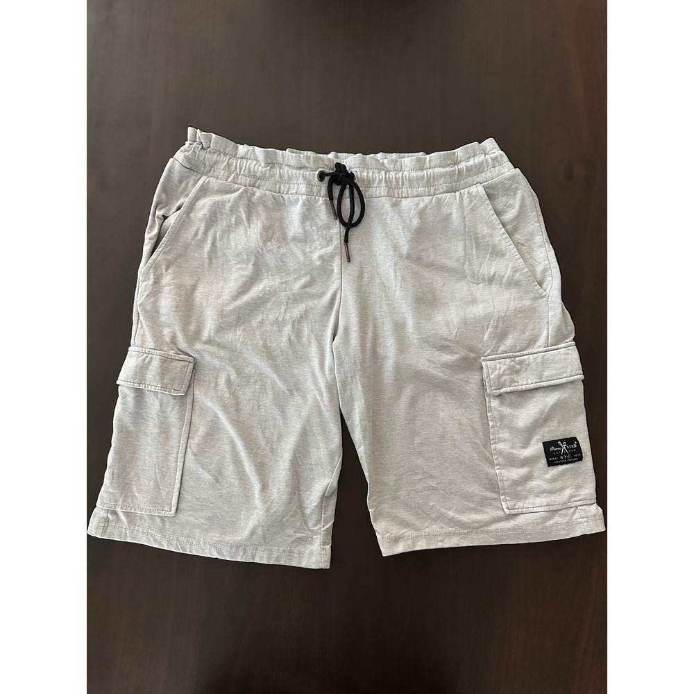 Marc Ecko Cut & Sew Mens Gray Cargo Shorts Elastic Waist MK8A0007 Size L